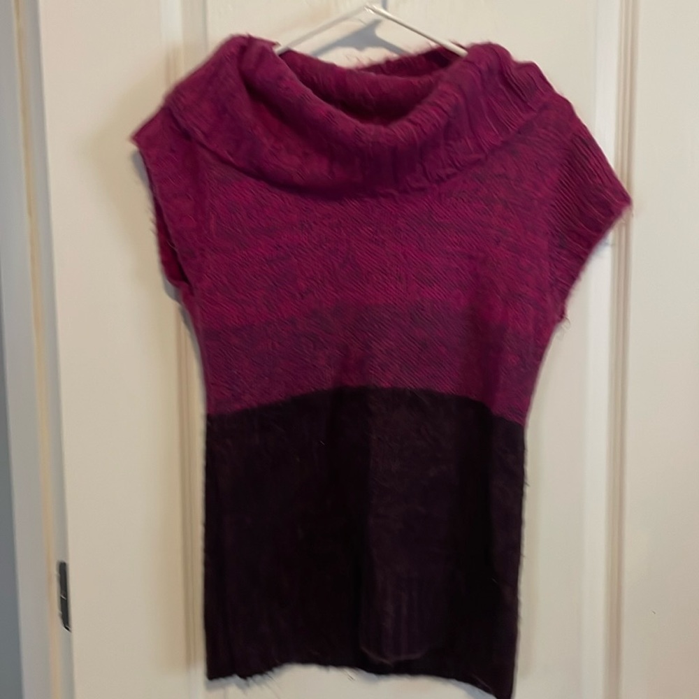 Purple short sleeve sweater